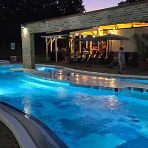 **** Szálloda Wellness With Sauna Park Magyarország