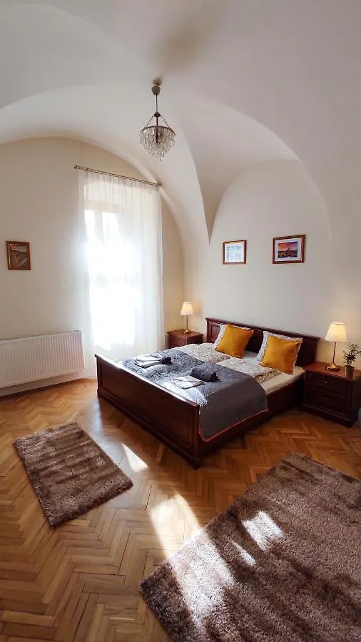 Theatroom Apartman Erlau Apartment